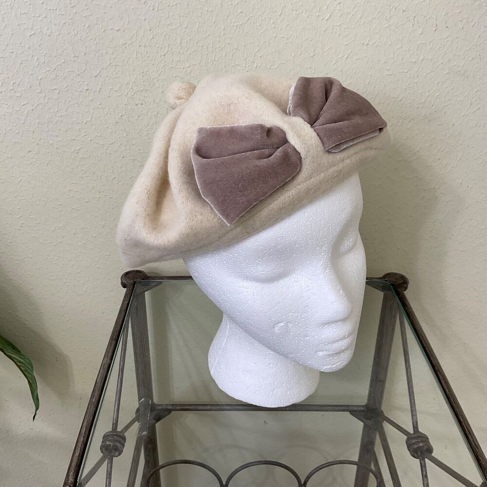 Grace Hats Beret cap Wool blend Beret One Size Fits Most Ivory/Beige bow.
